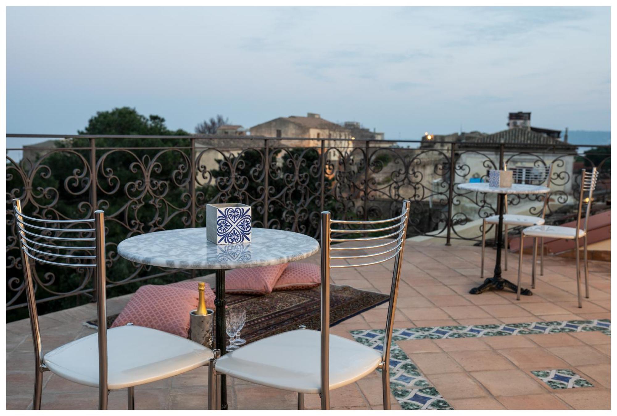 Boutique - Lodge & Suites クロトーネ エクステリア 写真