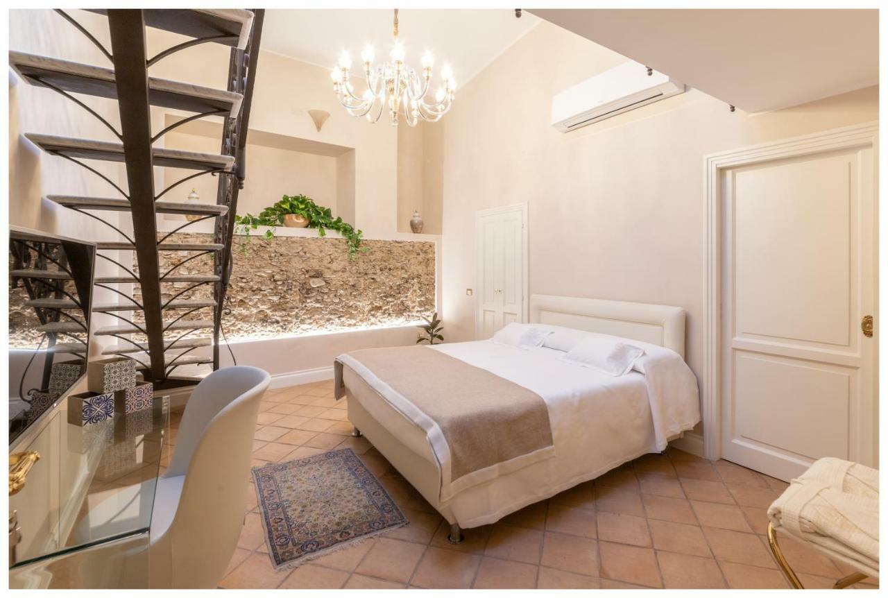Boutique - Lodge & Suites クロトーネ エクステリア 写真