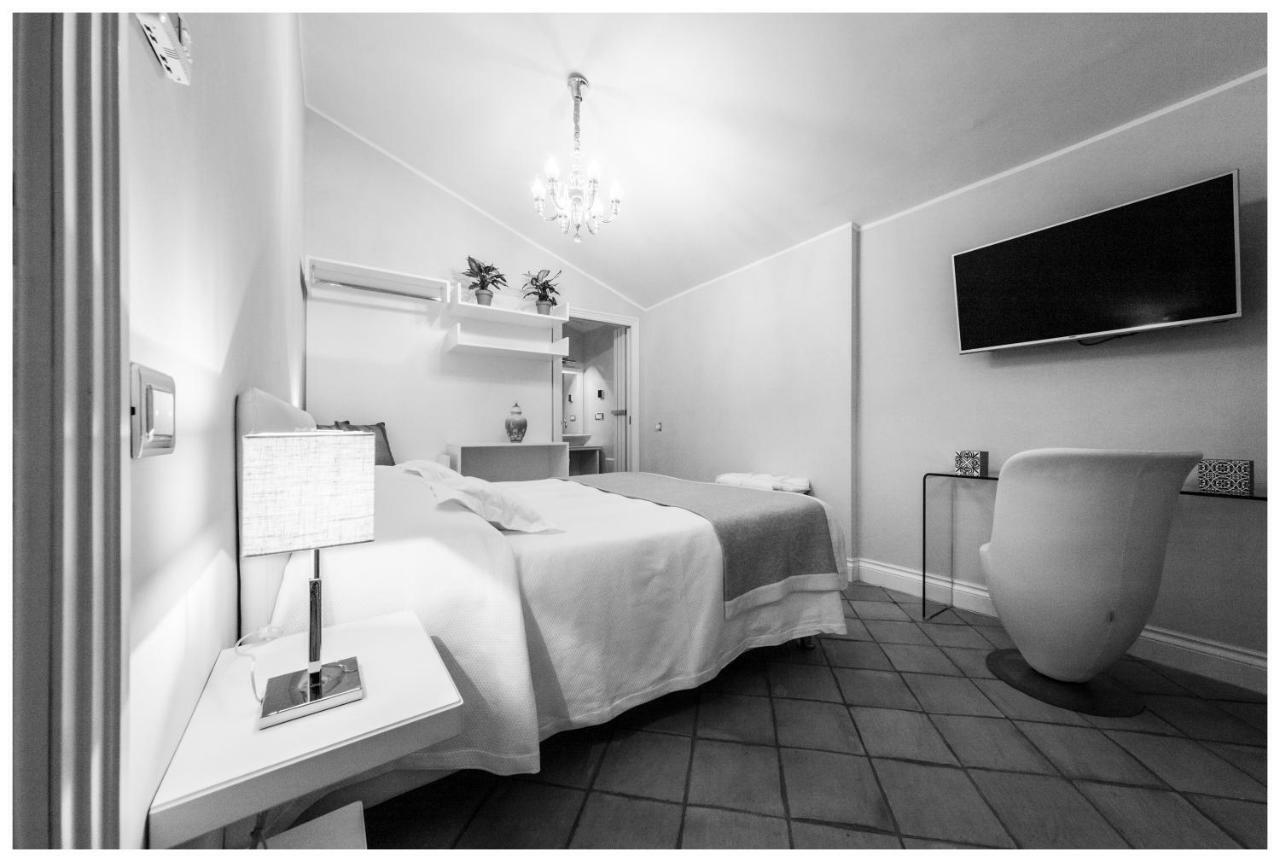 Boutique - Lodge & Suites クロトーネ エクステリア 写真