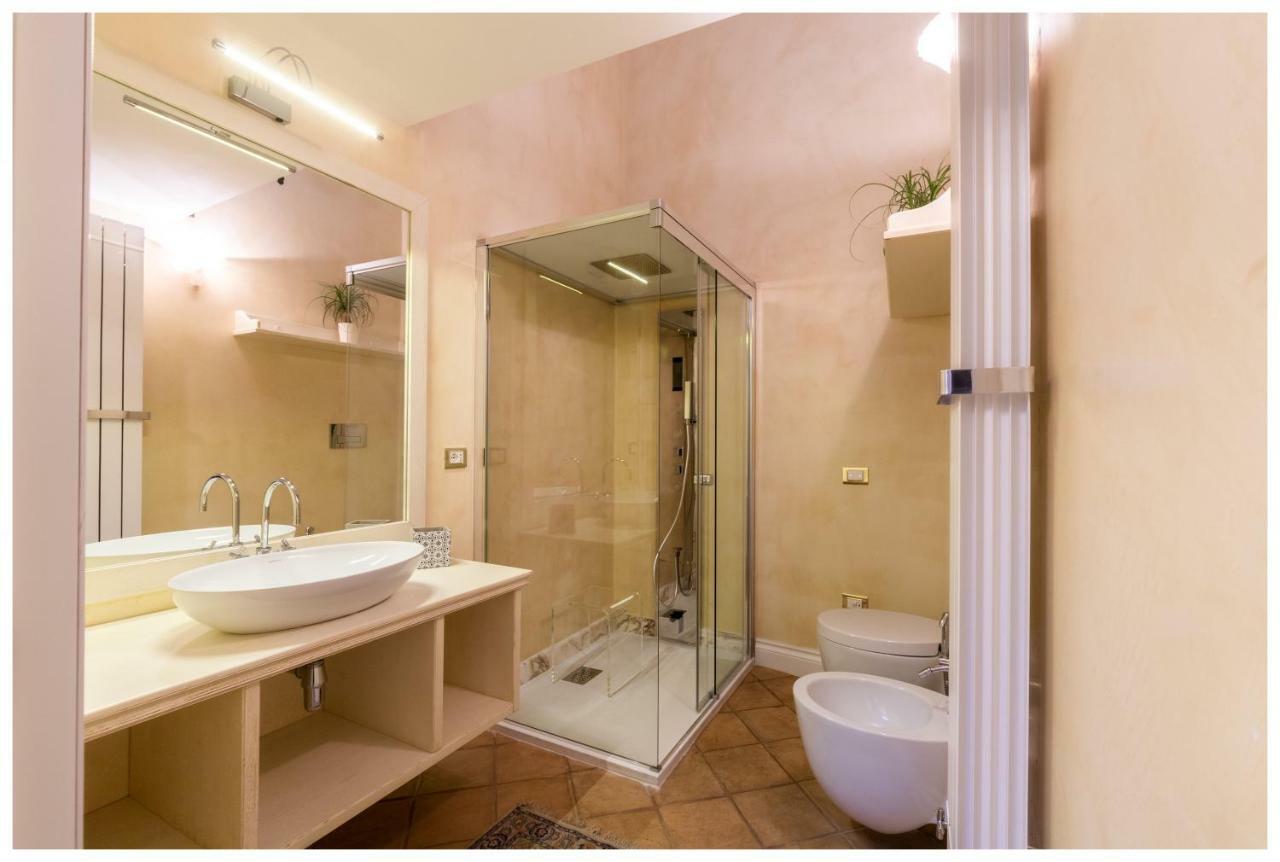 Boutique - Lodge & Suites クロトーネ エクステリア 写真