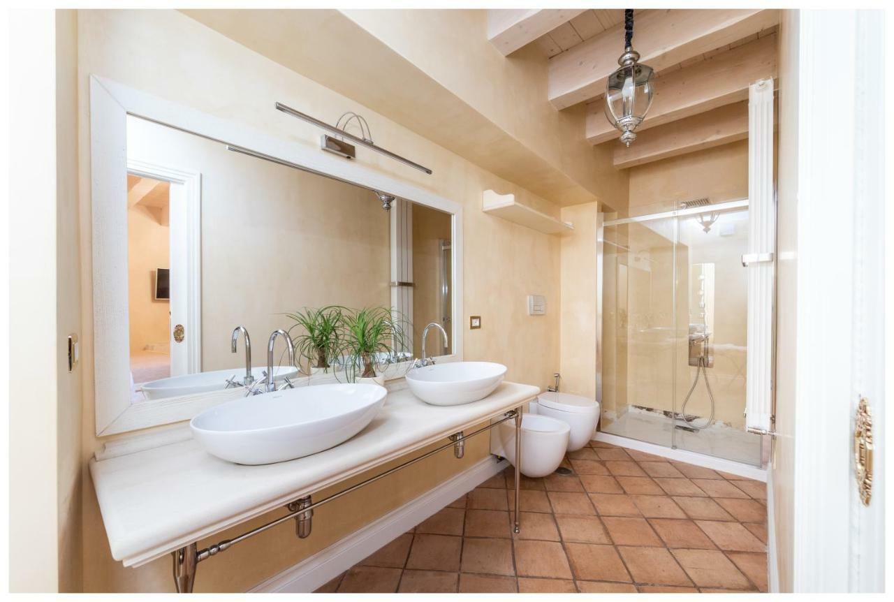 Boutique - Lodge & Suites クロトーネ エクステリア 写真